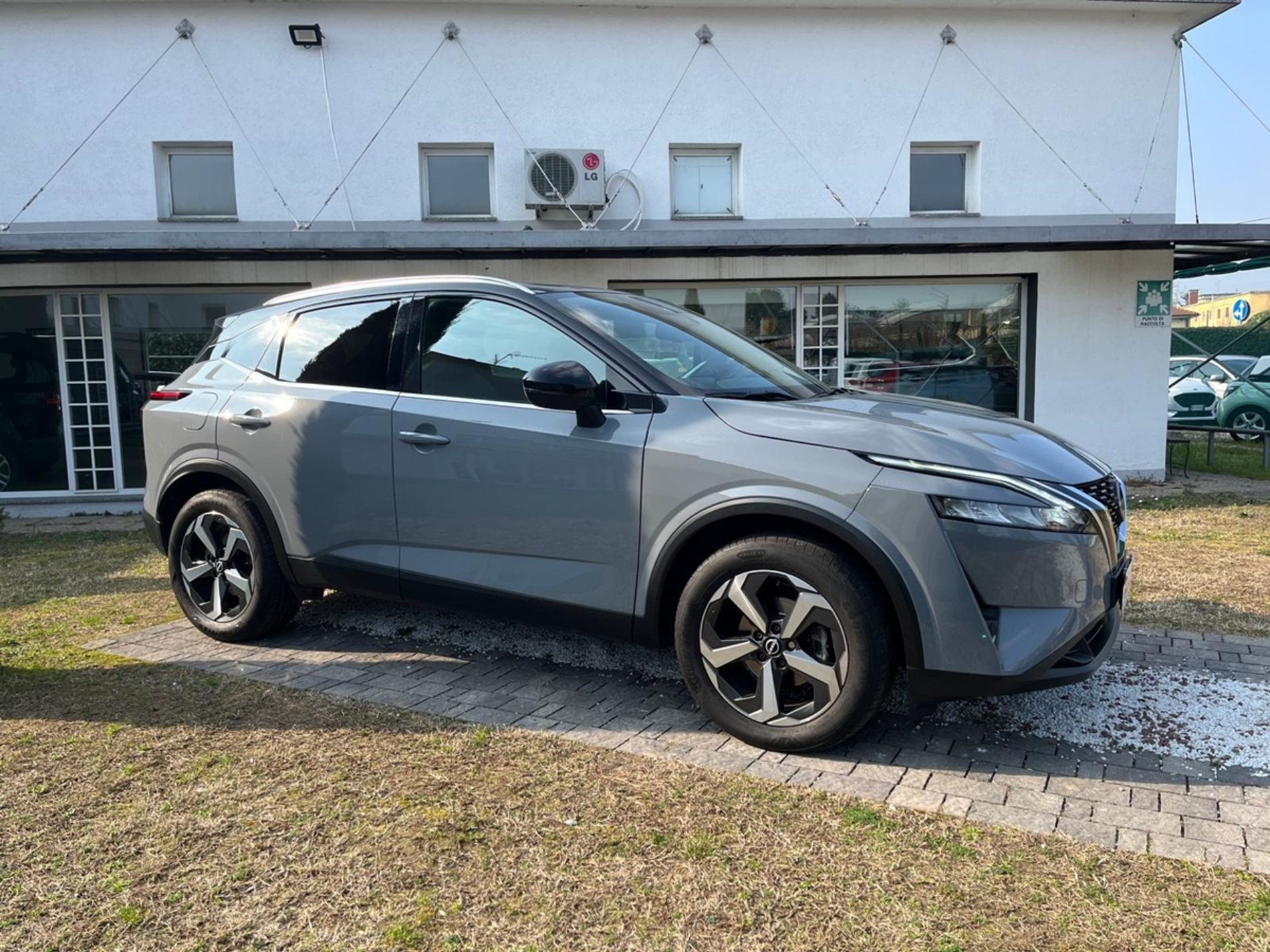 NISSAN Qashqai 1.3 mhev N-Connecta 2wd 140cv - Gallotti Auto