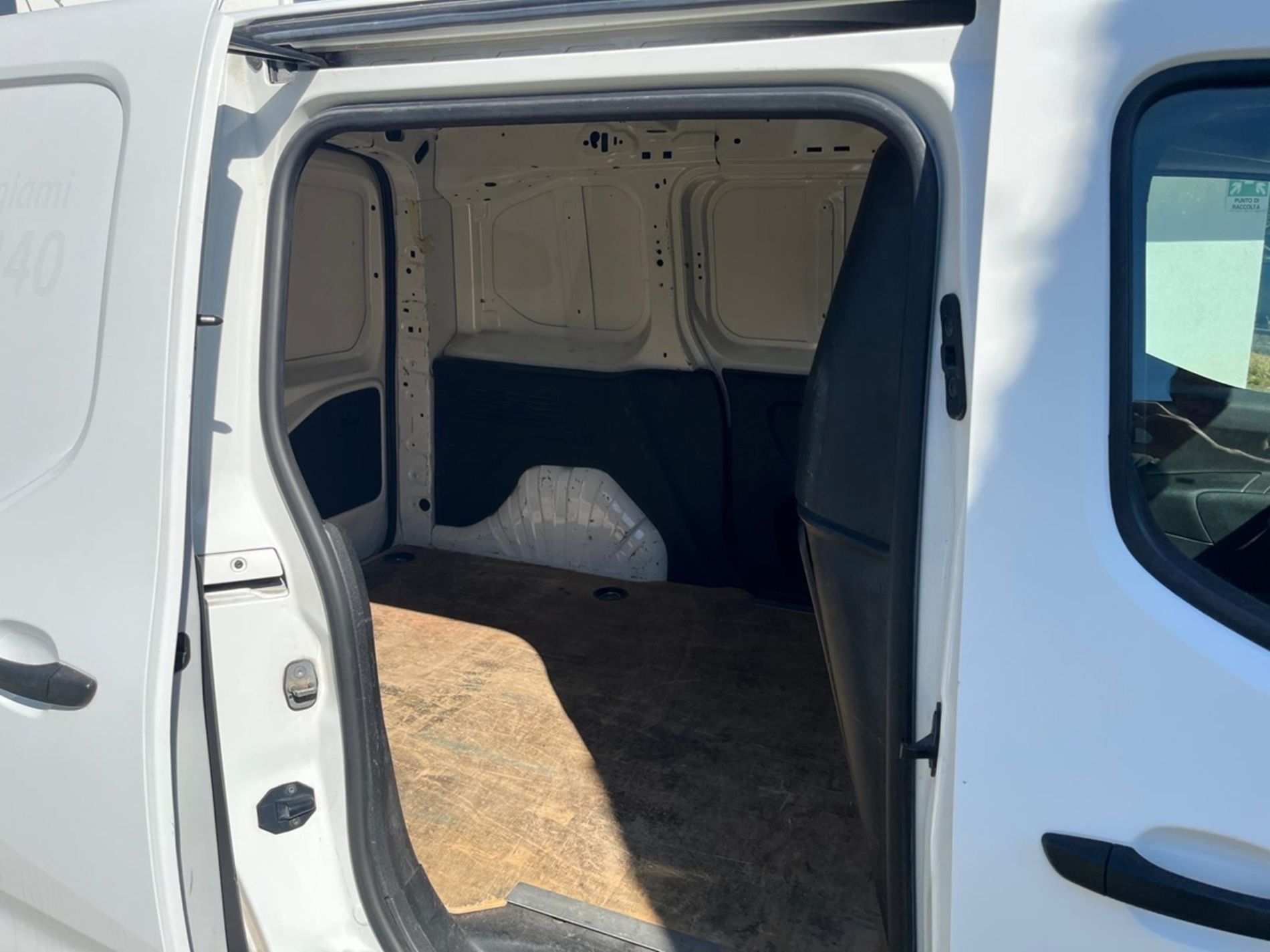 1.5d 100cv L1H1 Edition S&S mt5 - PIU' IVA -  SENZA VINCOLI DI FINANZIAMENTO - Gallotti Auto