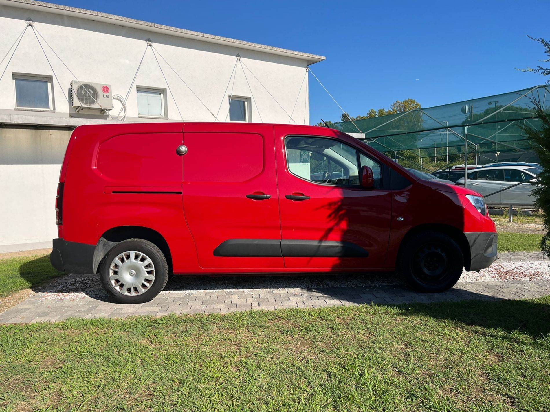 1.6d 100cv XL Edition S&S L2H1 mt5 +IVA- RISERVATA A COMMERCIANTI D’AUTO - Gallotti Auto