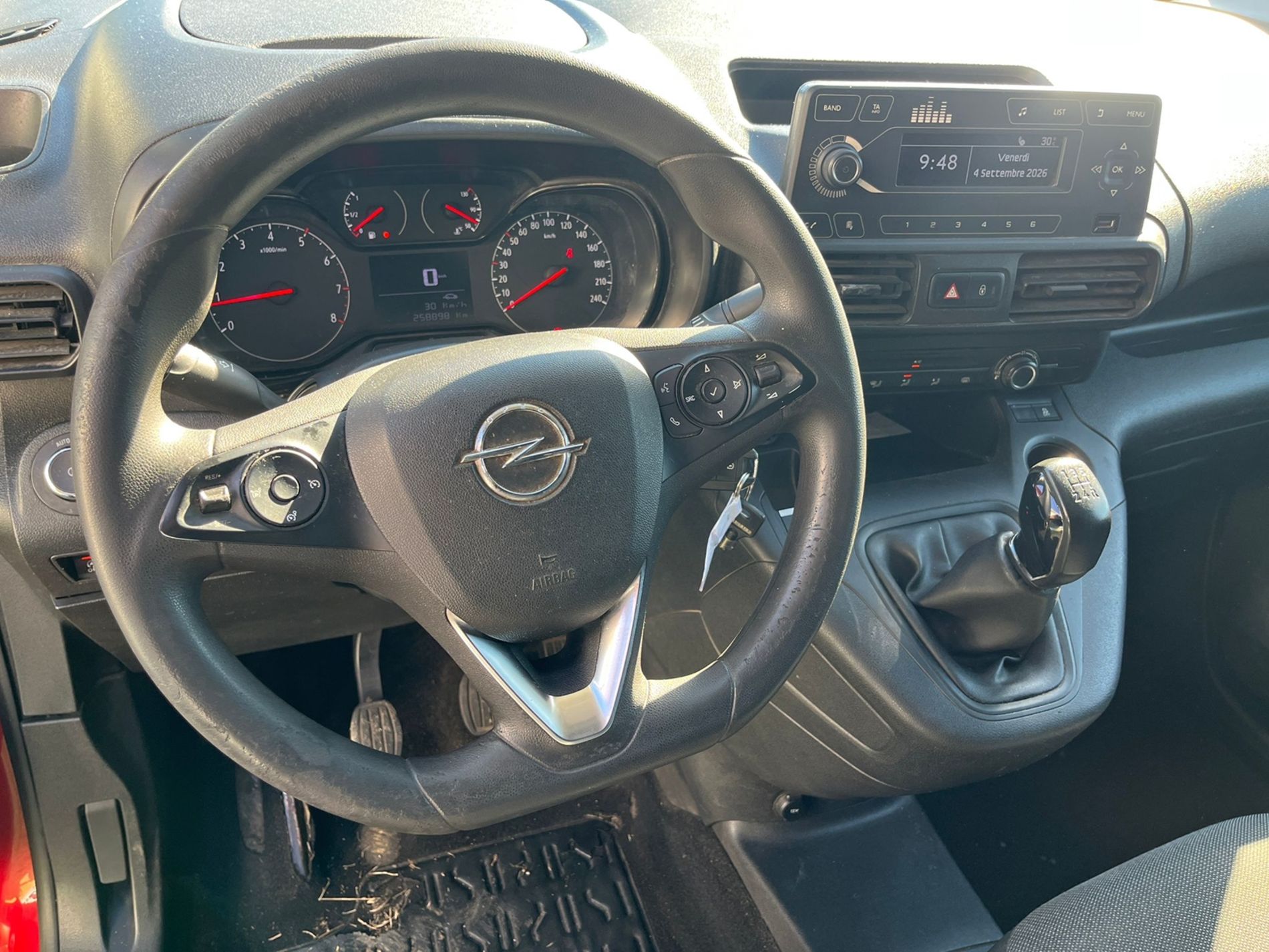 1.6d 100cv XL Edition S&S L2H1 mt5 +IVA- RISERVATA A COMMERCIANTI D’AUTO - Gallotti Auto