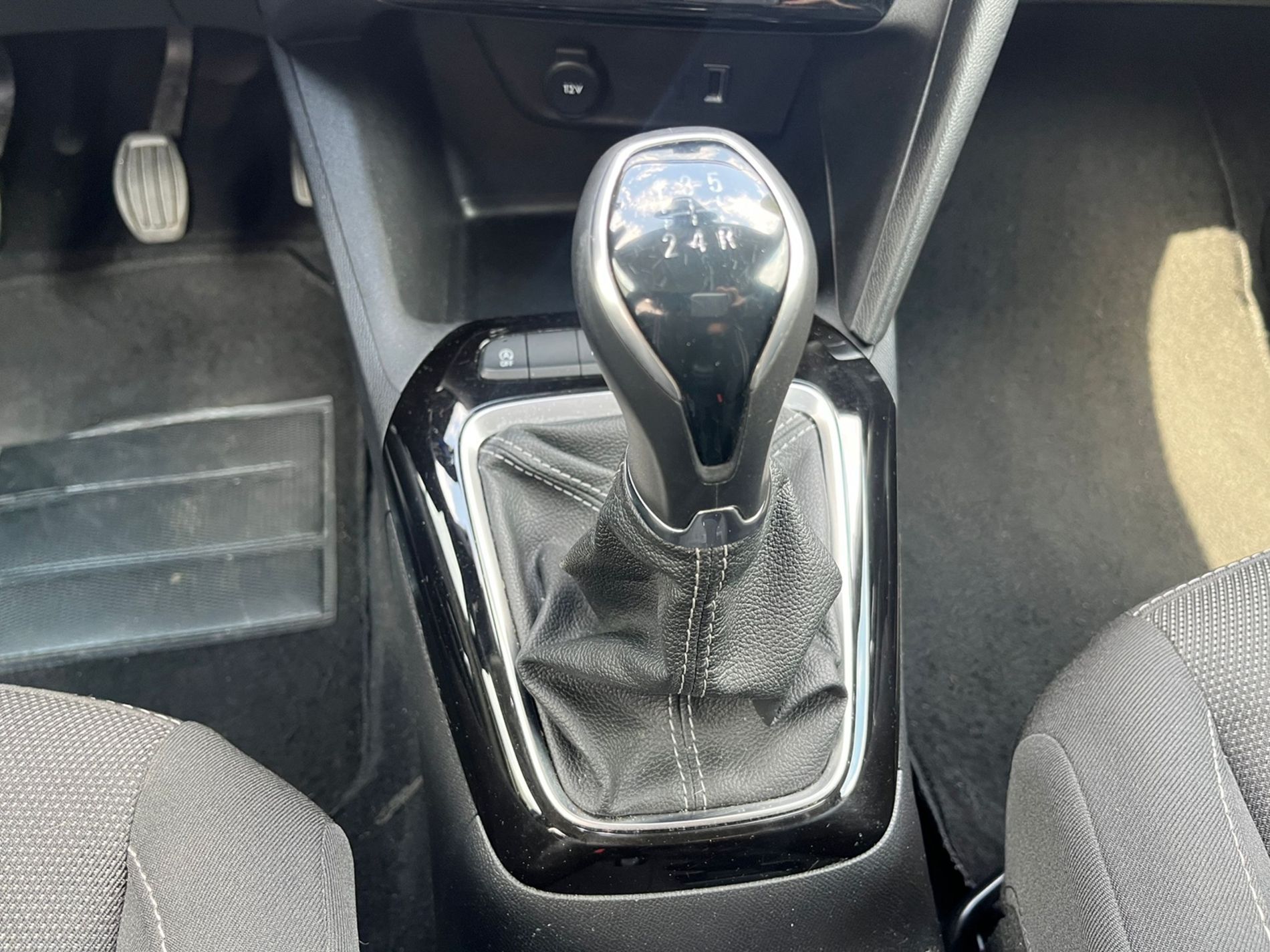 1.2 Design & Tech s&s 75cv mt5 - SENZA VINCOLI DI FINANZIAMENTO  - Gallotti Auto