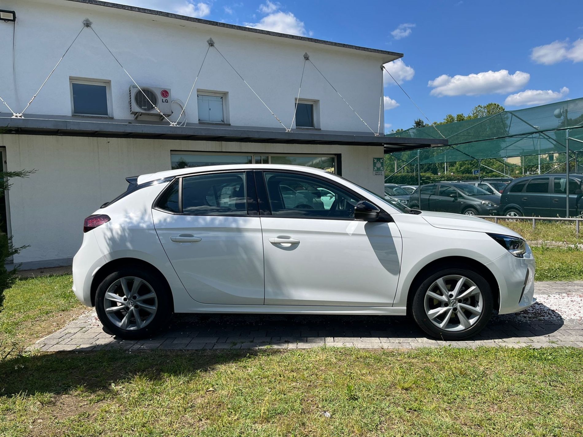 Opel Corsa 1.2 Elegance s&s 75cv mt5 - Gallotti Auto