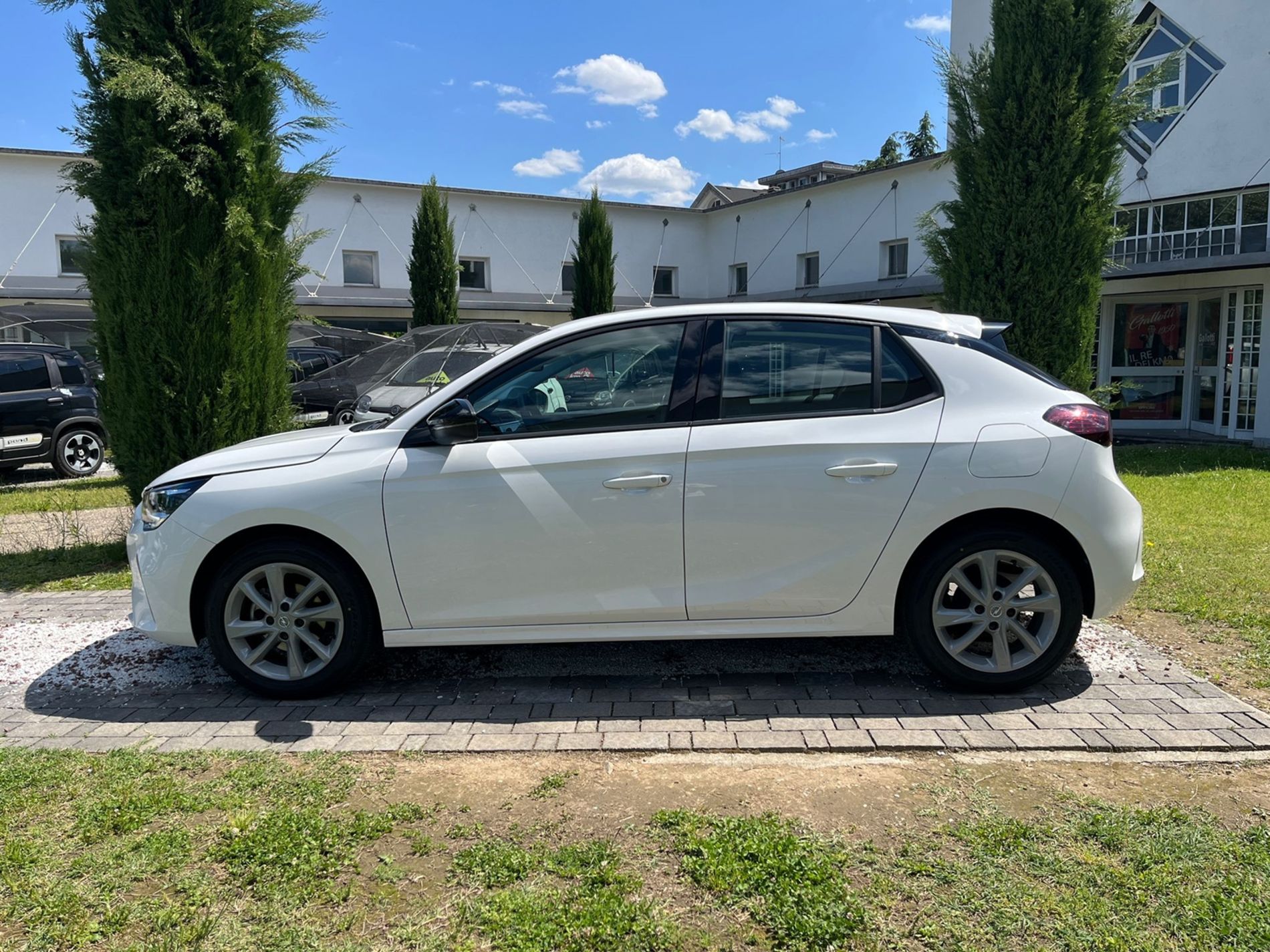 Opel Corsa 1.2 Elegance s&s 75cv mt5 - Gallotti Auto