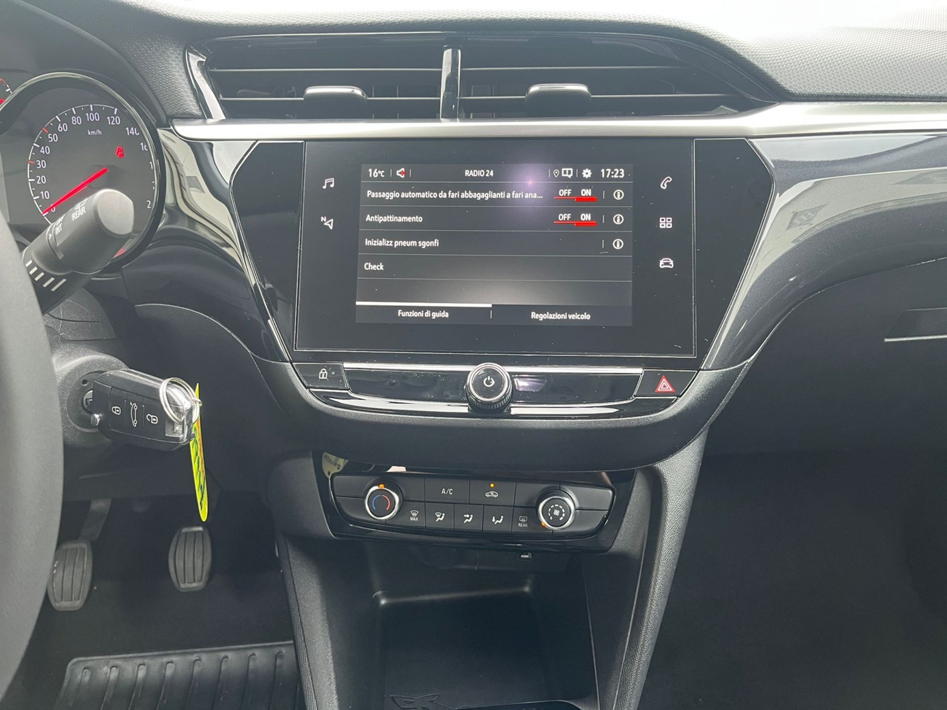  1.2 Elegance s&s 75cv mt5 - SENZA VINCOLI DI FINANZIAMENTO - Gallotti Auto