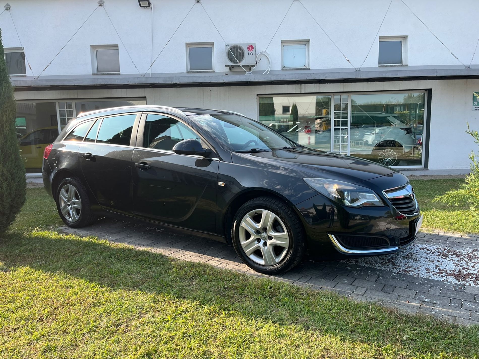 Sports Tourer sw 1.6 cdti Advance 136cv - RISERVATA A COMMERCIANTI D’AUTO - Gallotti Auto
