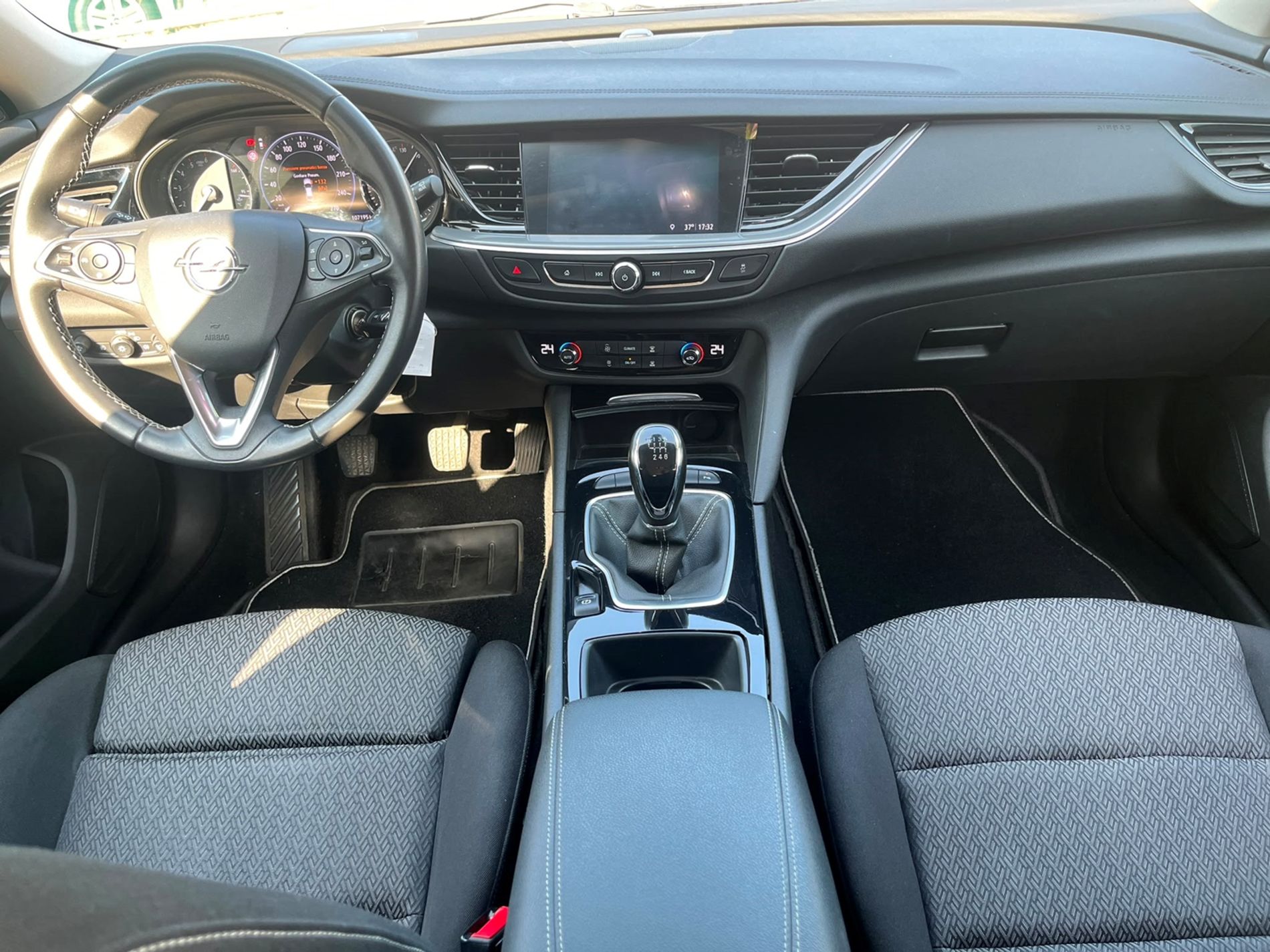  Sports Tourer 1.6 cdti Business s&s 136cv auto my18.5  - SENZA VINCOLI DI FINANZIAMENTO - Gallotti Auto
