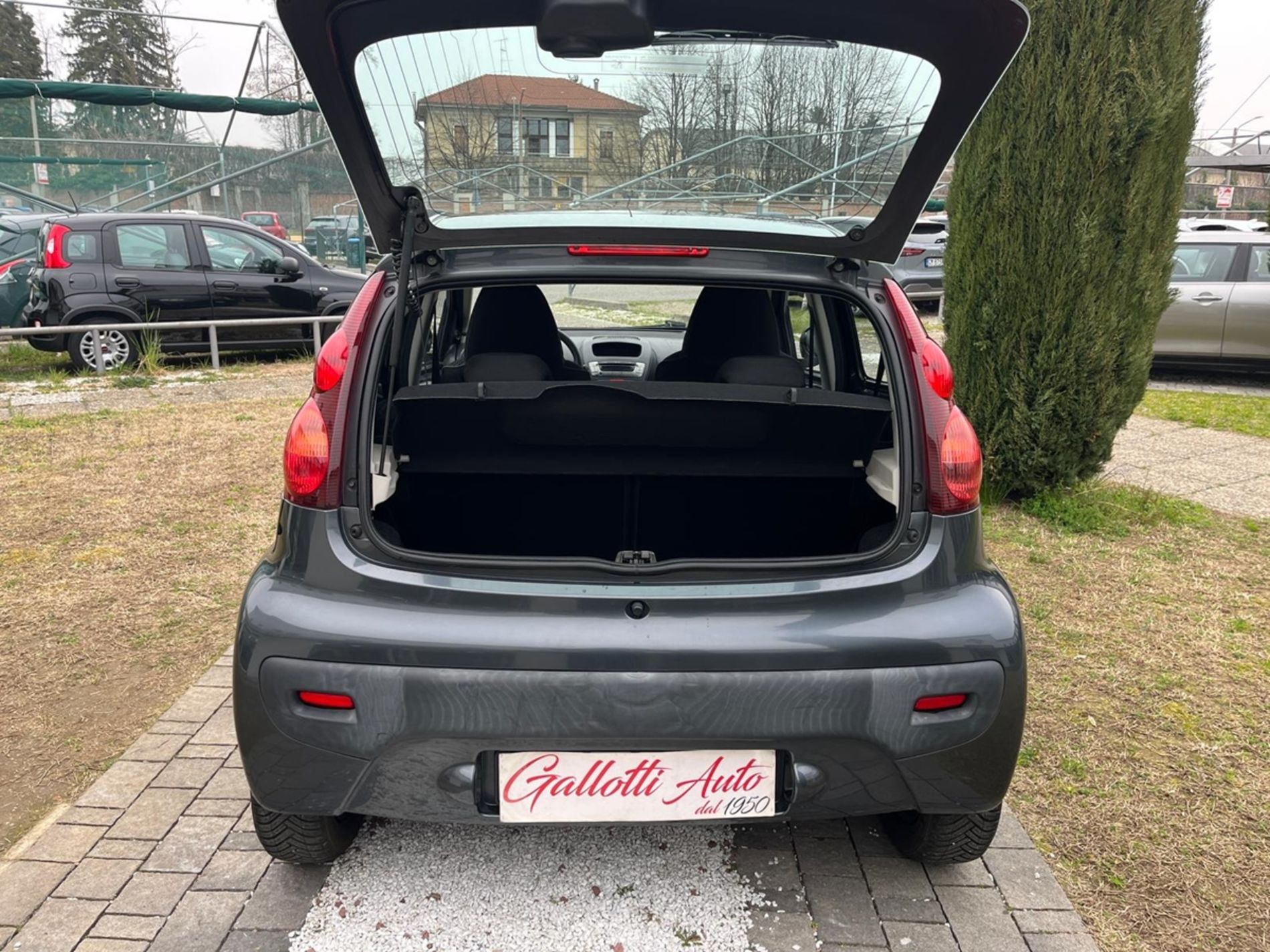  1.0 benzina 68cv - NEOPATENTATI - Gallotti Auto