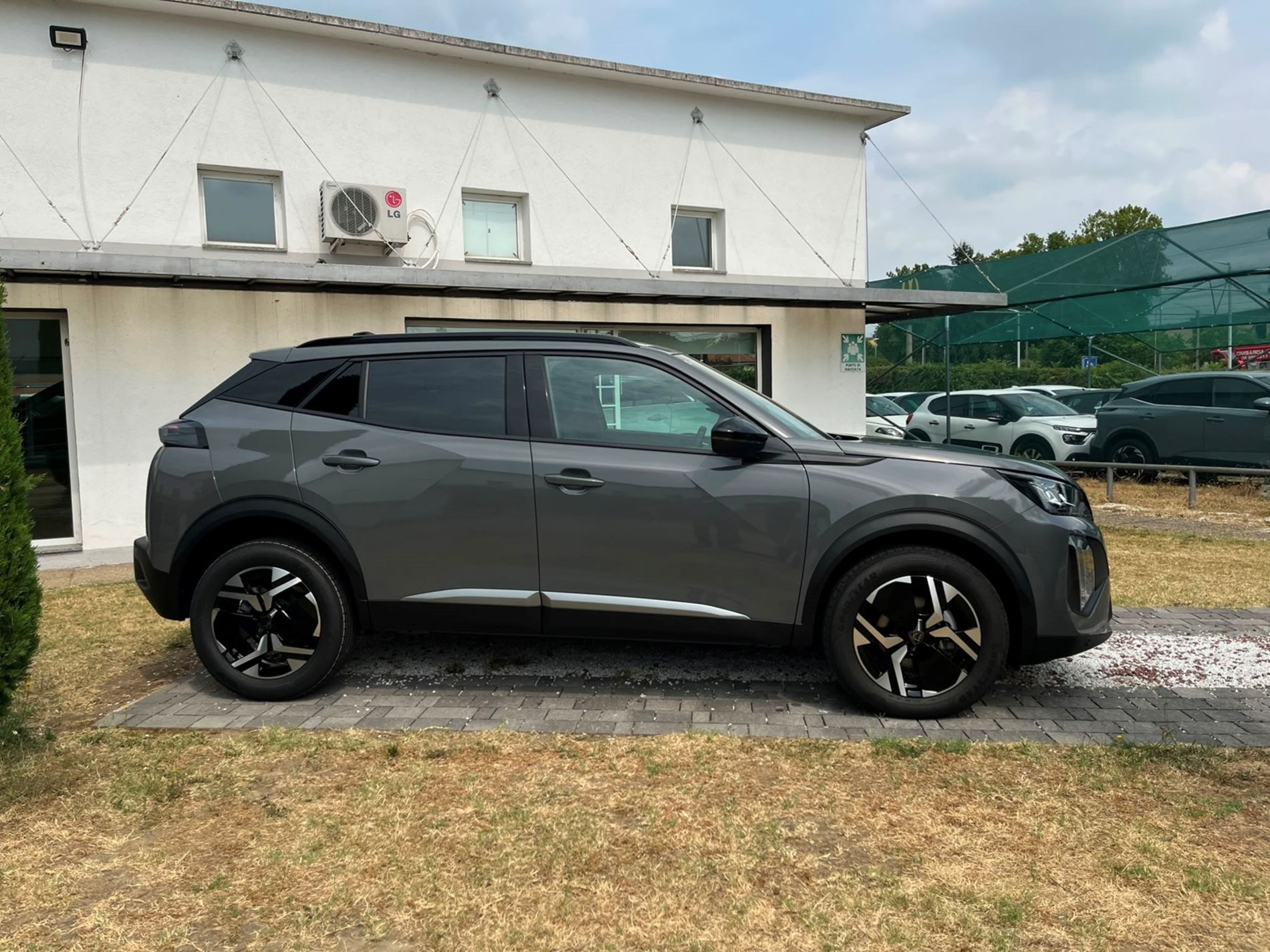 1.2 puretech Allure s&s 100cv - SENZA VINCOLI DI FINANZIAMENTO - Gallotti Auto