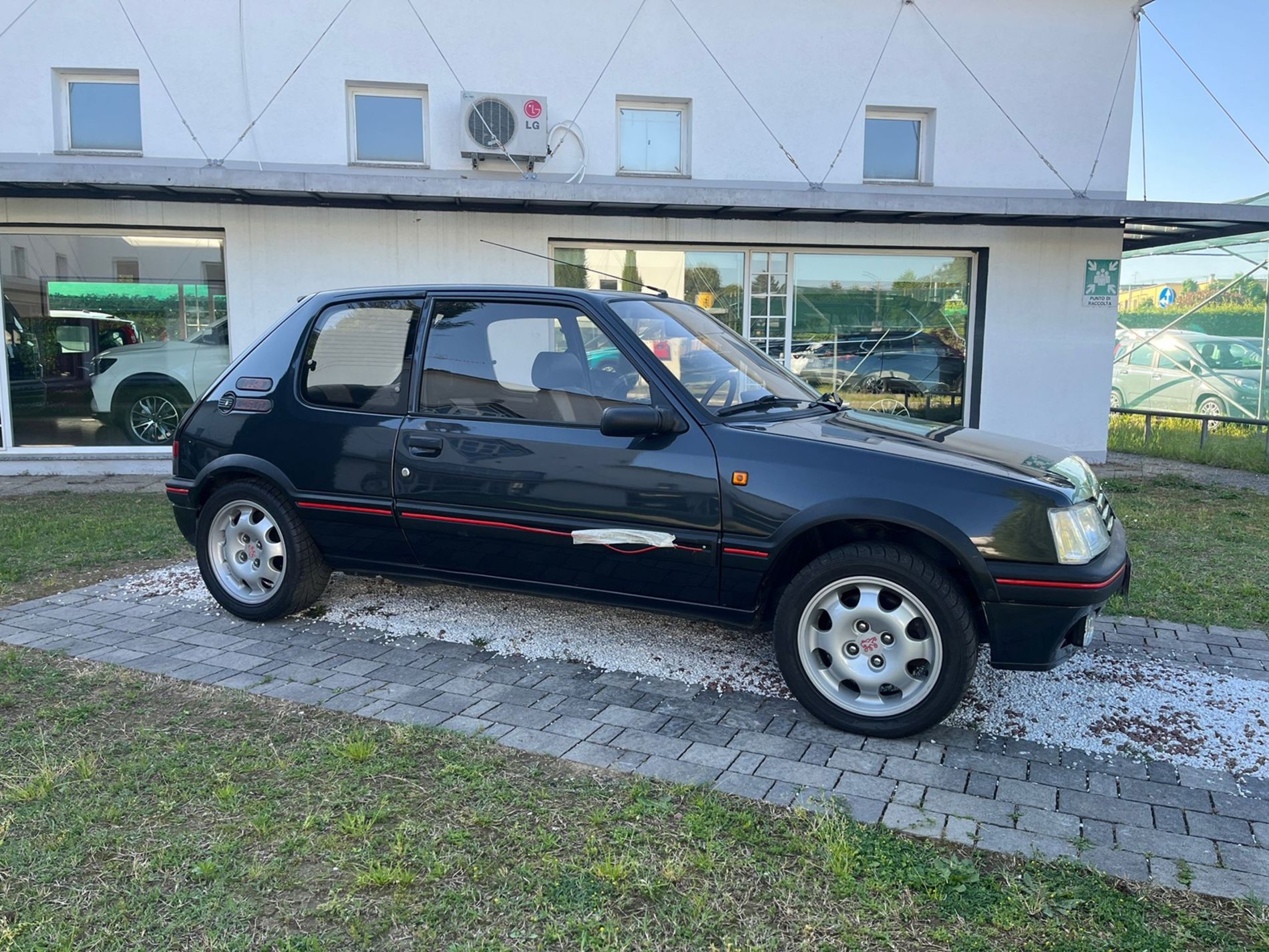 PEUGEOT 205  - Gallotti Auto