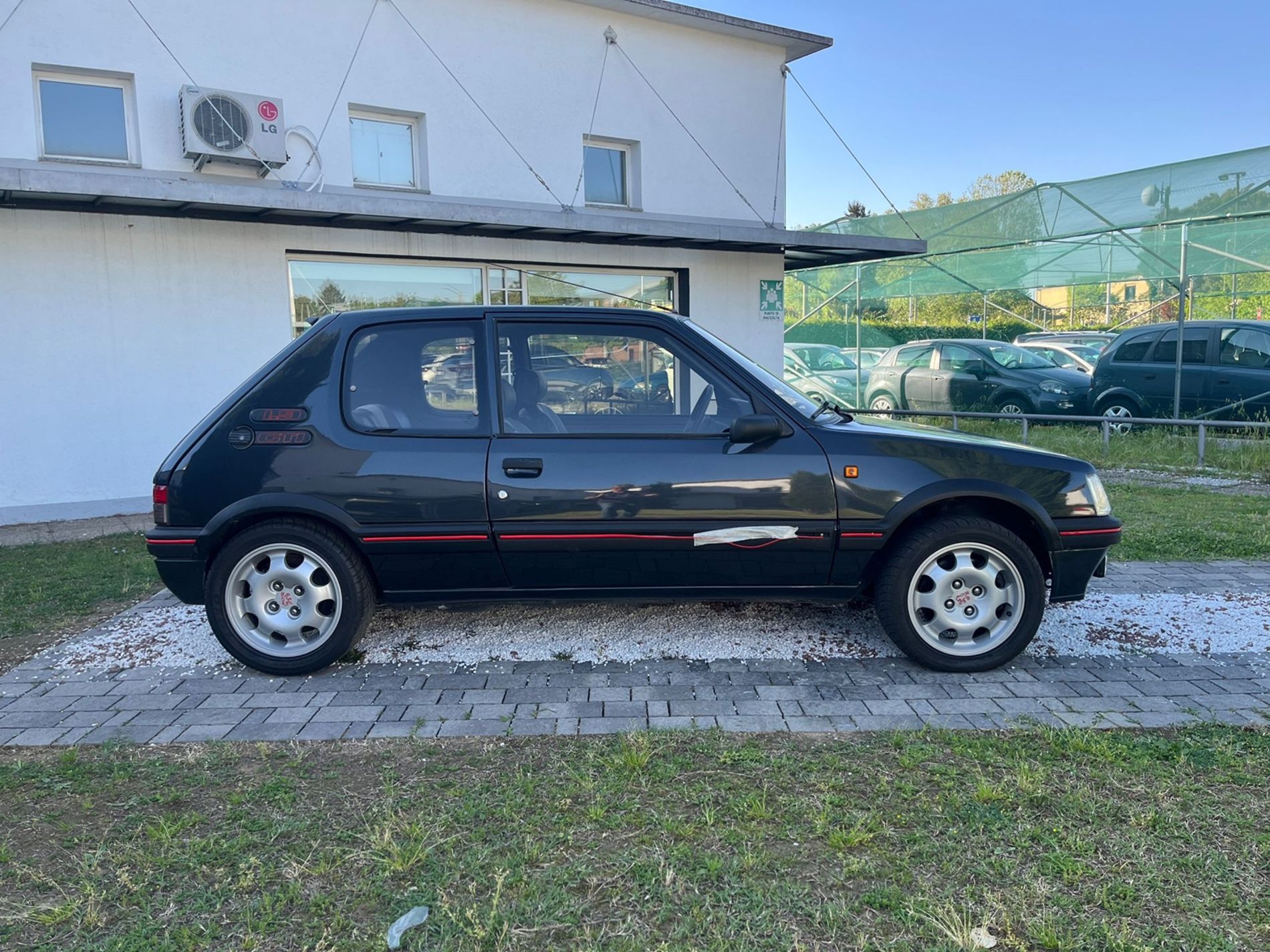 PEUGEOT 205  - Gallotti Auto