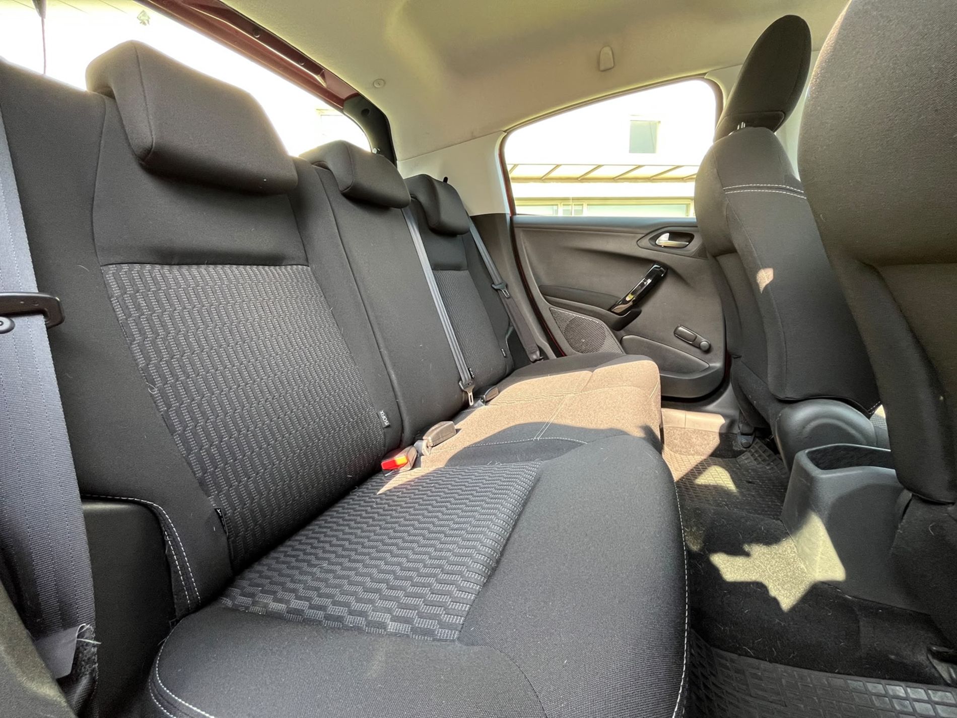 1.6 bluehdi Active 75cv 5p - SENZA VINCOLI DI FINANZIAMENTO - Gallotti Auto