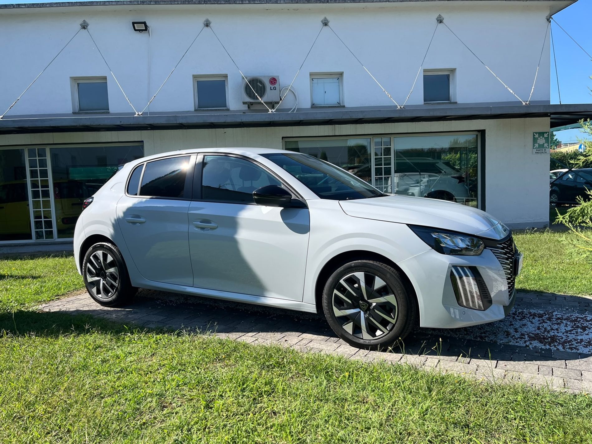 Peugeot 208 1.2 puretech Business s&s 100cv   - Gallotti Auto