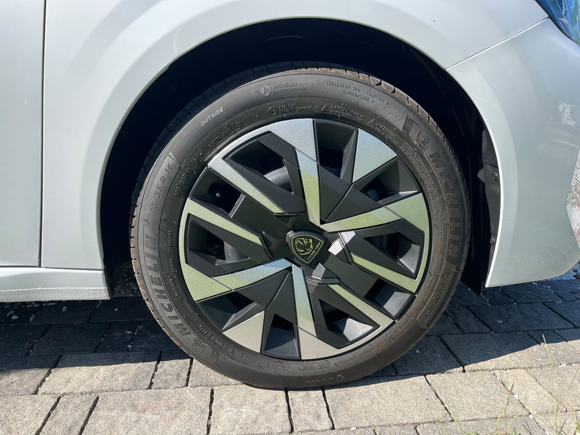 Peugeot 208 1.2 puretech Business s&s 100cv   - Gallotti Auto