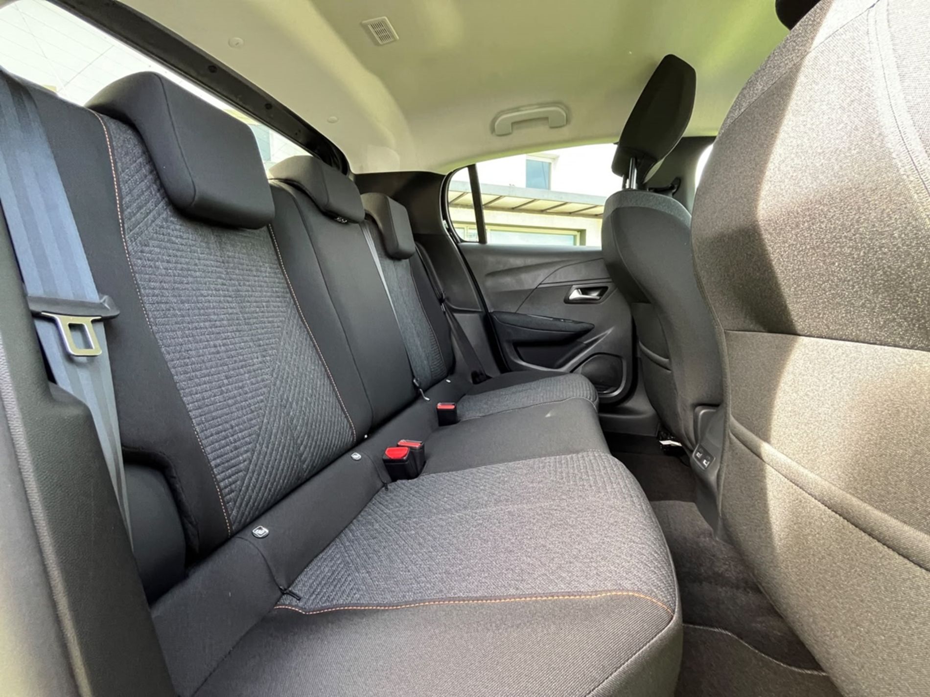 1.2 puretech Business s&s 100cv - SENZA VINCOLI DI FINANZIAMENTO - Gallotti Auto