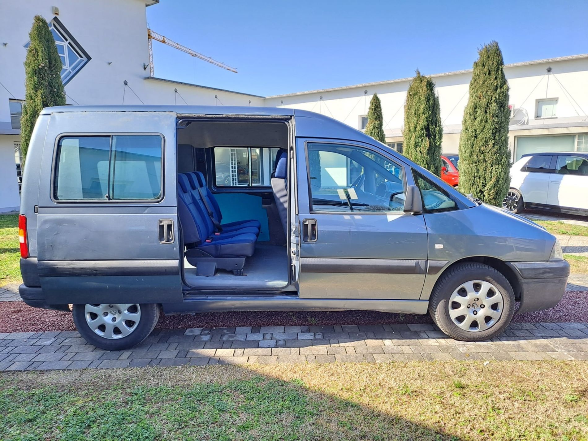 Combi 6p N1 2.0 diesel 109cv- RISERVATA A COMMERCIANTI D’AUTO - Gallotti Auto