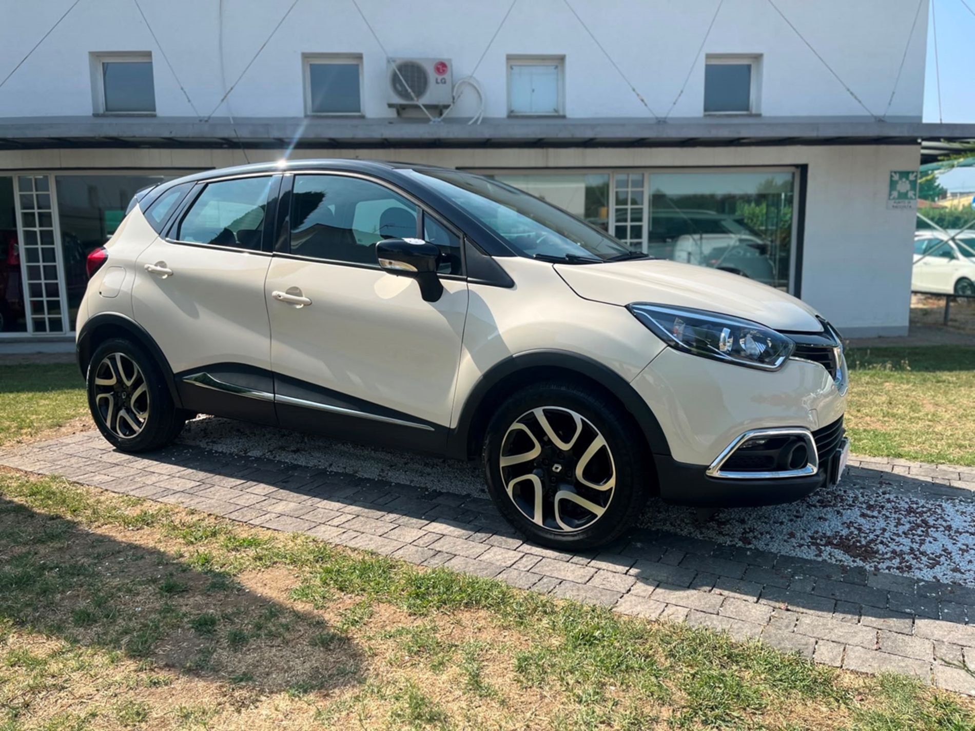 0.9 tce s&s 90cv - RISERVATA A COMMERCIANTI D’AUTO - Gallotti Auto