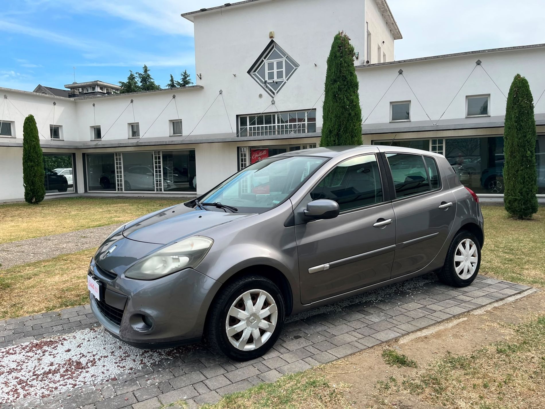 Renault Clio 5p 1.2 16v Live!  - RISERVATA A COMMERCIANTI D’AUTO - Gallotti Auto