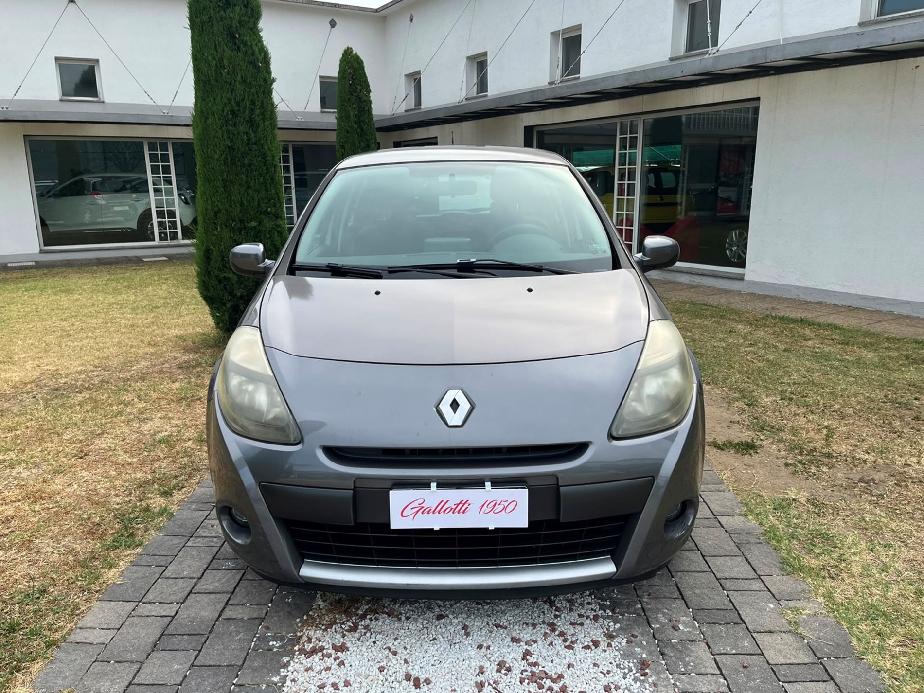 Renault Clio 5p 1.2 16v Live!  - RISERVATA A COMMERCIANTI D’AUTO - Gallotti Auto