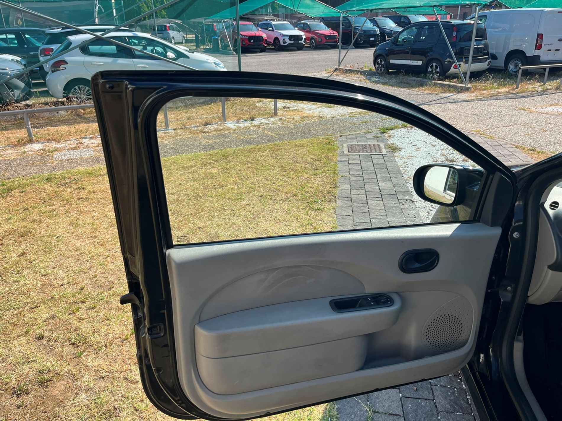 Renault twingo 1.2 75cv RISERVATA A COMMERCIANTI D’AUTO - Gallotti Auto