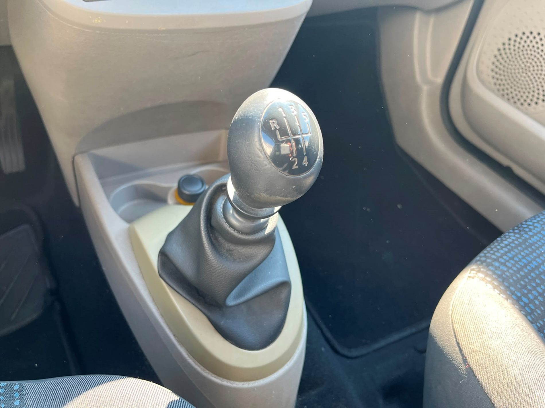 Renault twingo 1.2 75cv RISERVATA A COMMERCIANTI D’AUTO - Gallotti Auto