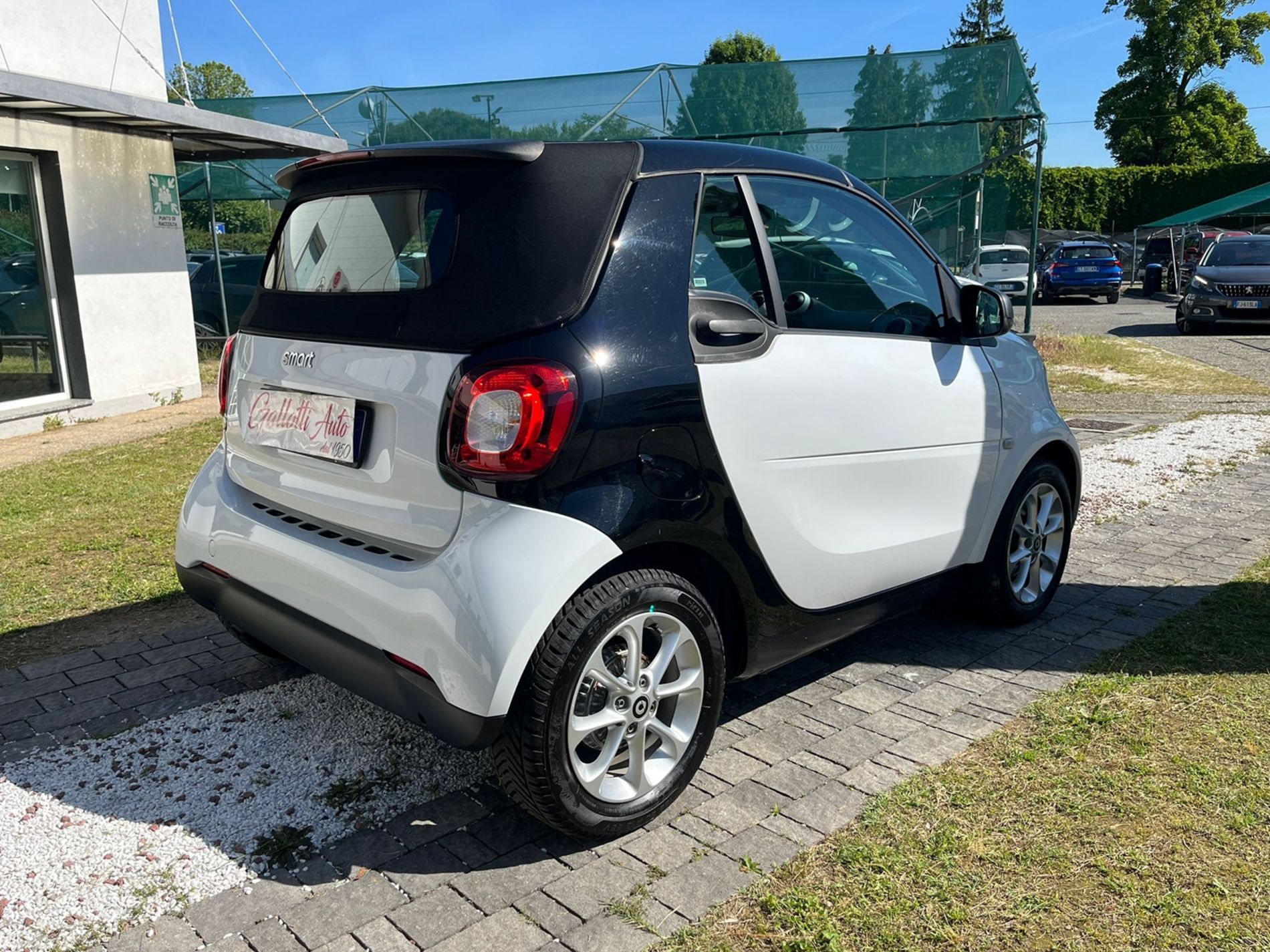 Cabrio 1.0 Youngster 71cv twinamic - SENZA VINCOLI DI FINANZIAMENTO - Gallotti Auto