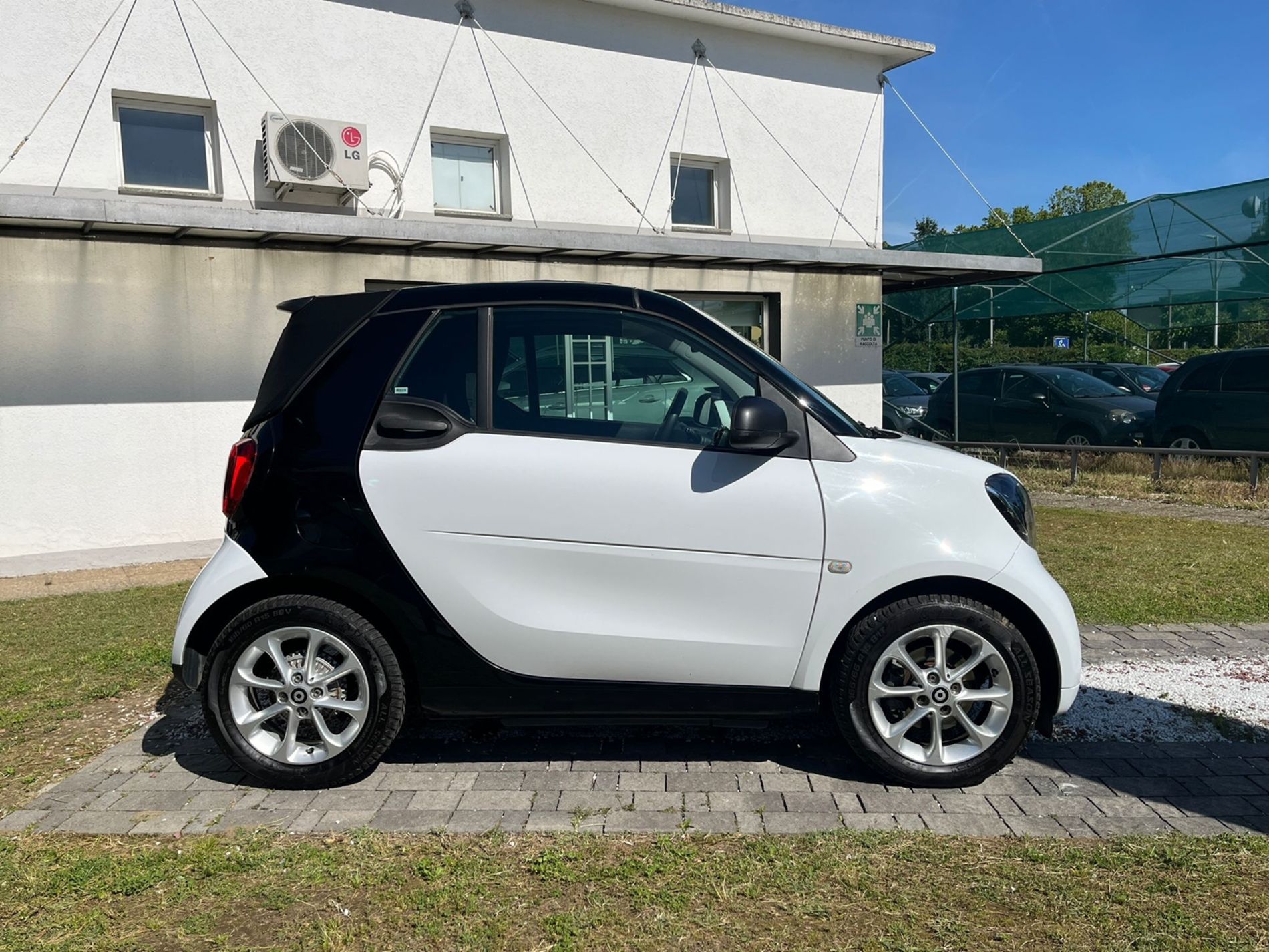 Cabrio 1.0 Youngster 71cv twinamic - SENZA VINCOLI DI FINANZIAMENTO - Gallotti Auto