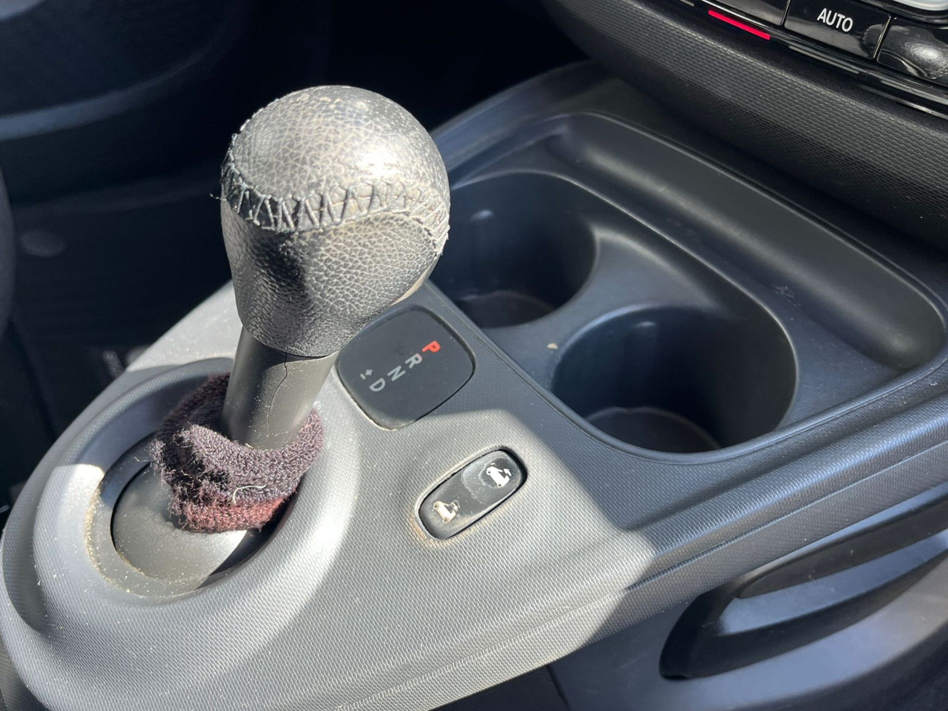 Cabrio 1.0 Youngster 71cv twinamic - SENZA VINCOLI DI FINANZIAMENTO - Gallotti Auto