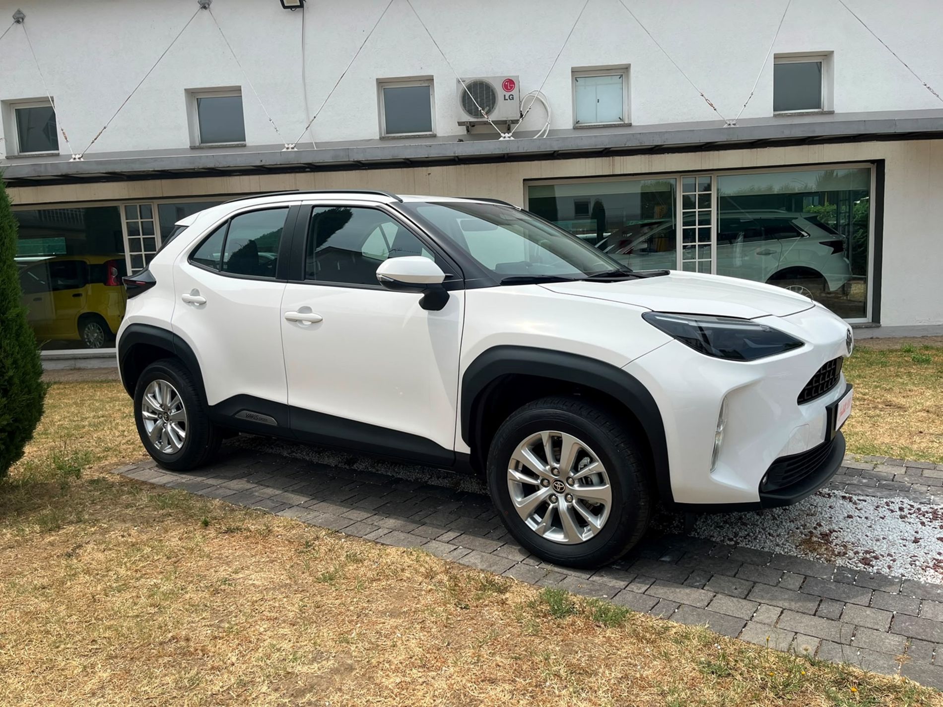 Toyota Yaris Cross 1.5h Active fwd 116cv e-cvt   - Gallotti Auto