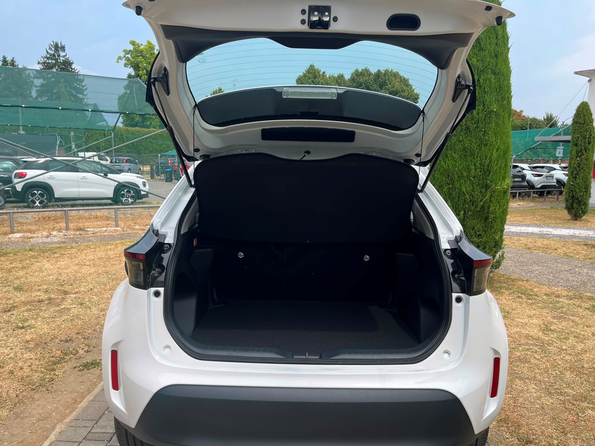 Toyota Yaris Cross 1.5h Active fwd 116cv e-cvt   - Gallotti Auto
