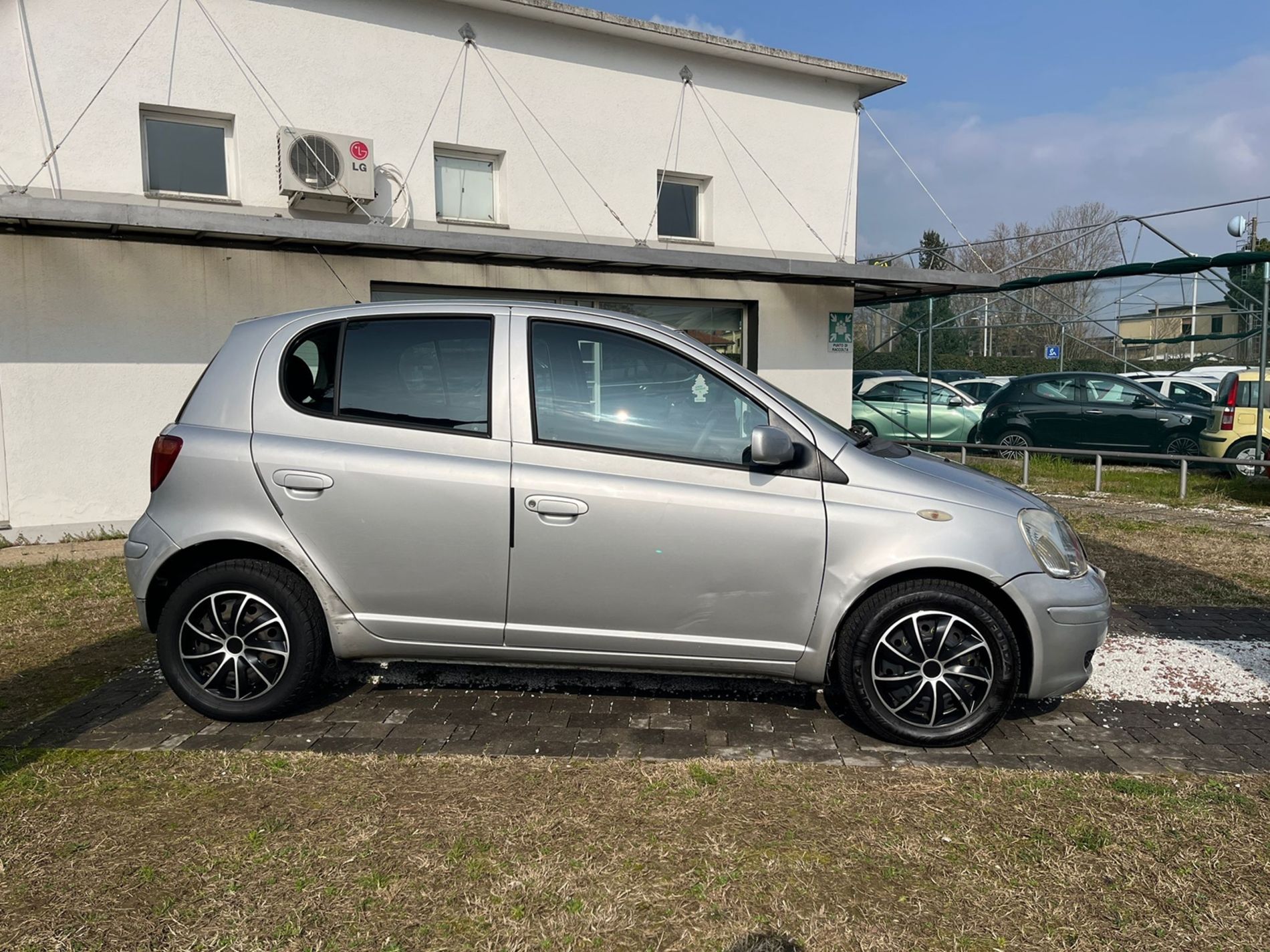 5p 1.0 benzina 65cv  - RISERVATA A COMMERCIANTI D’AUTO - Gallotti Auto