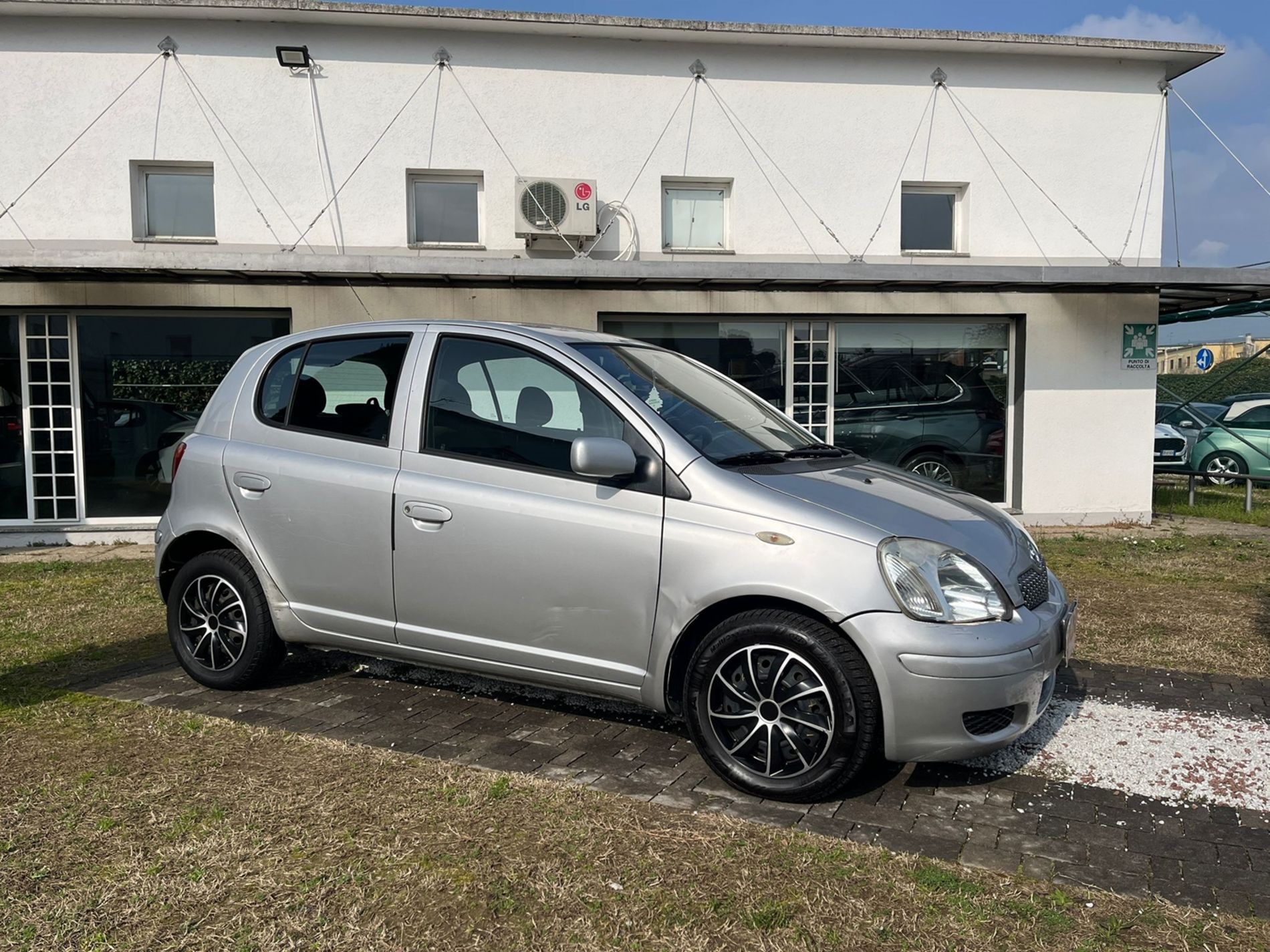 5p 1.0 benzina 65cv  - RISERVATA A COMMERCIANTI D’AUTO - Gallotti Auto