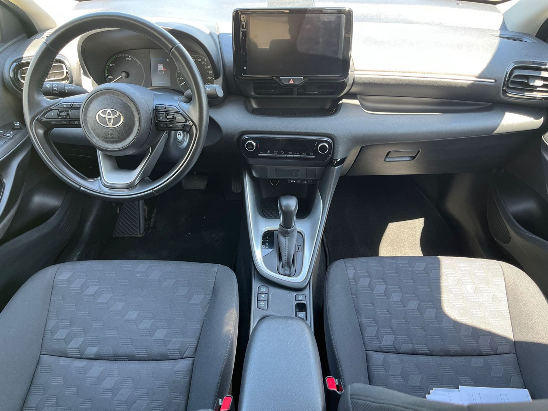 Toyota Yaris Active 1.5 hybrid 116cv - SENZA VINCOLI DI FINANZIAMENTO - Gallotti Auto